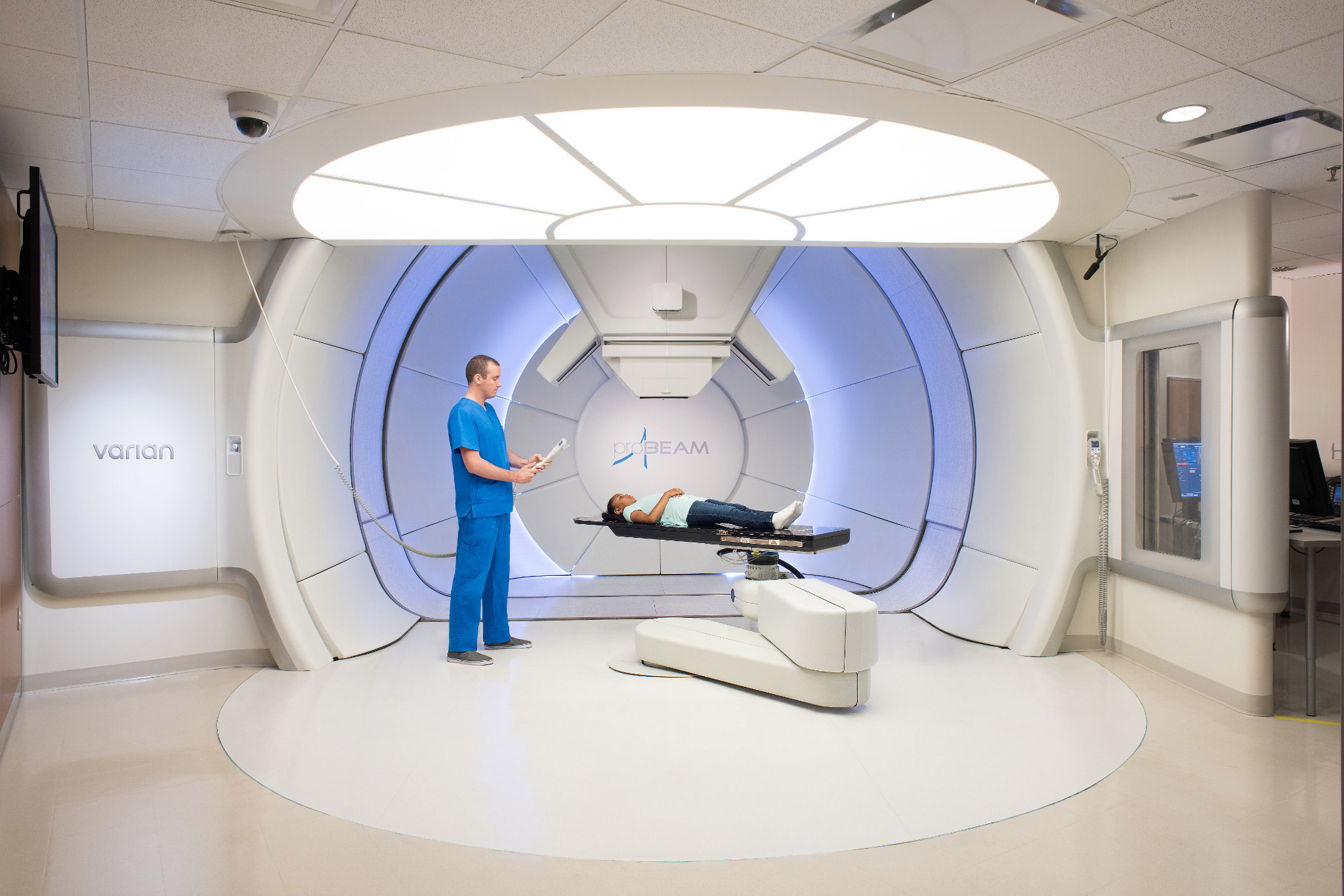 A patient undergoing proton therapy | Worldwide medical services UK